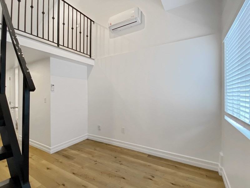 3009 Vancouver Ave - Photo 2 of 11