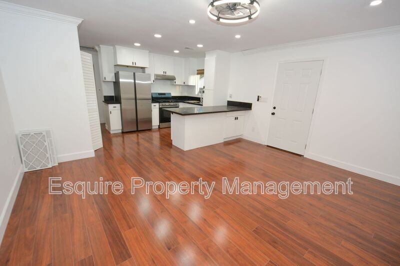 938 Douglas Ave #2 - Photo 2 of 12