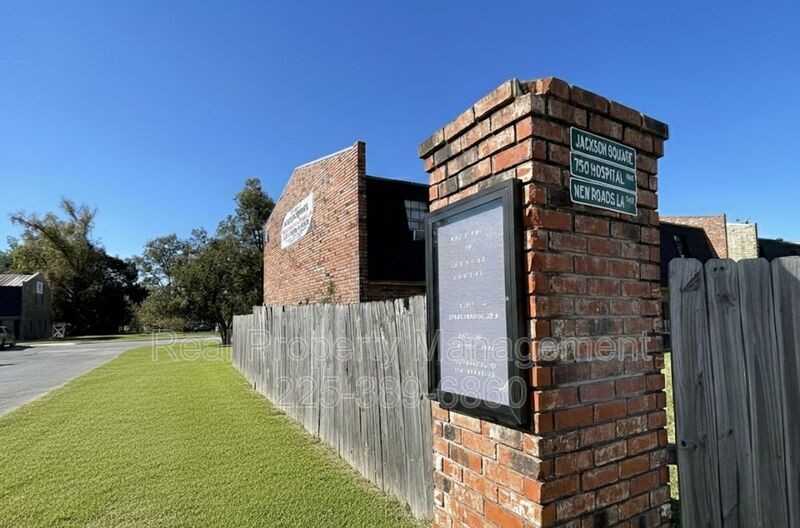 750 Hospital Rd #Q4 - Photo 2 of 16