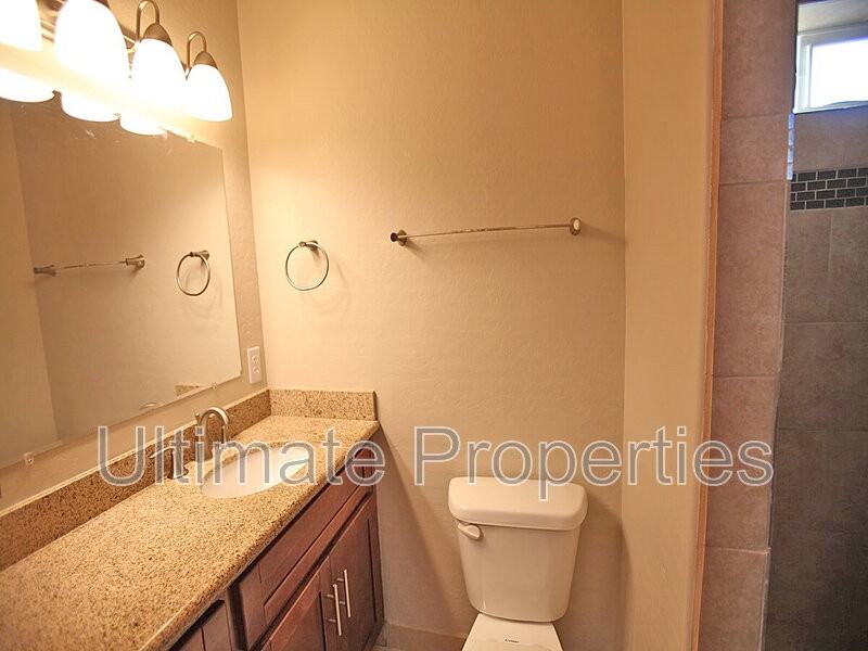 1003 W Howe St - Photo 6 of 16