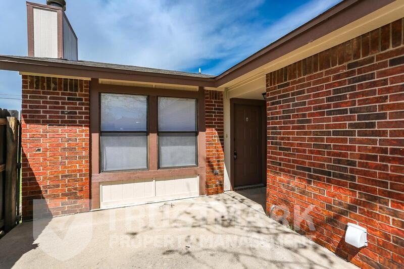 2701A Bermuda Dr #A - Photo 3 of 29