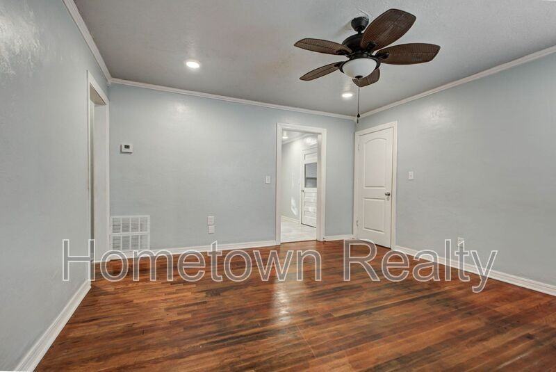 3200 Sw 38th St - Photo 5 of 28