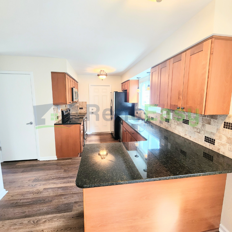 5340 Chatham Lake Dr - Photo 6 of 27