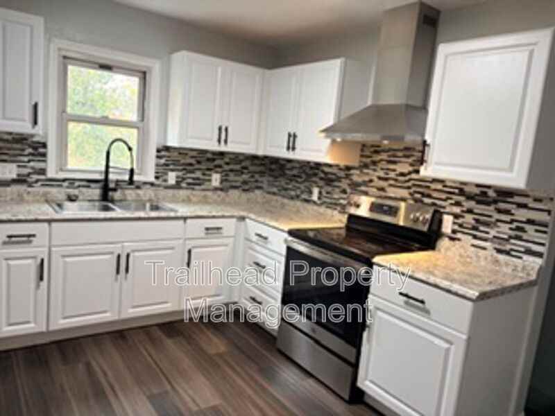 2911 Ne Walnut Rd - Photo 5 of 21