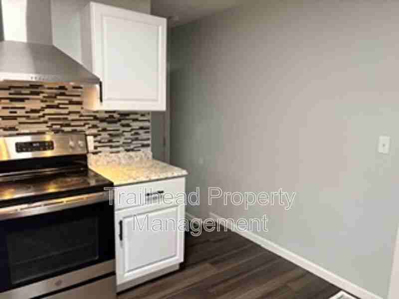 2911 Ne Walnut Rd - Photo 6 of 21