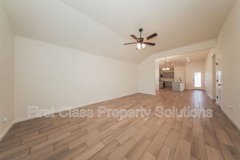 19916 Stovall Dr - Photo 3 of 22