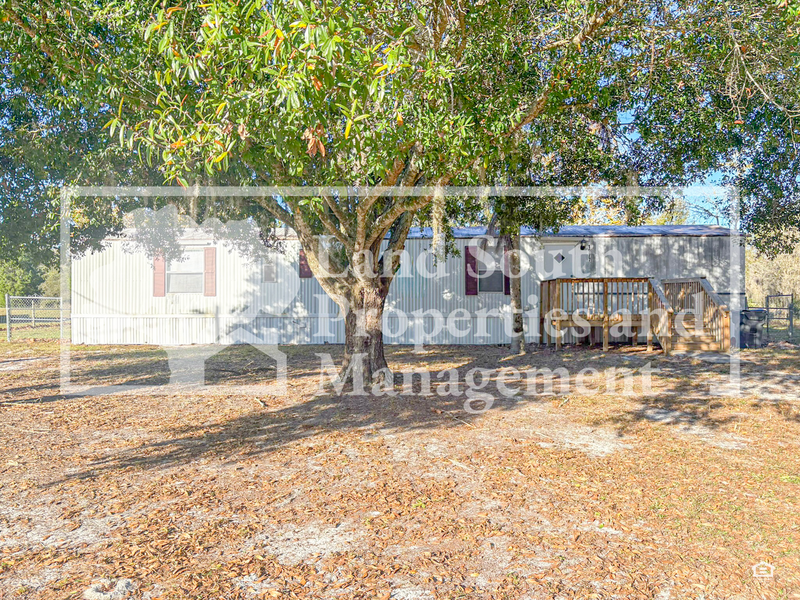 1977 Meadow Oak Cir - Photo 2 of 20