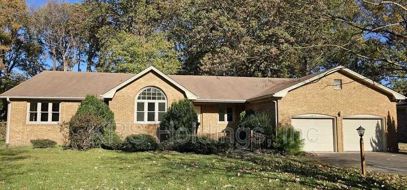 1029 Dulcie Ave - Photo 4 of 33