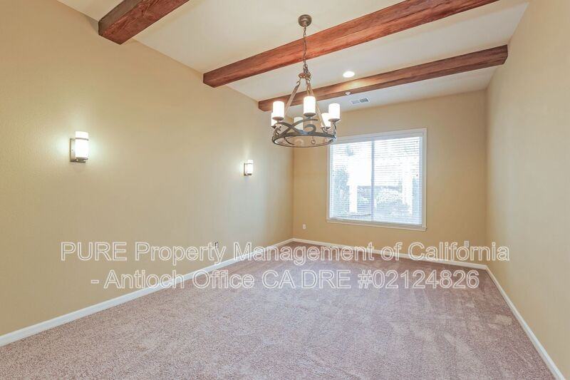 2340 Indian Springs Ct - Photo 3 of 15