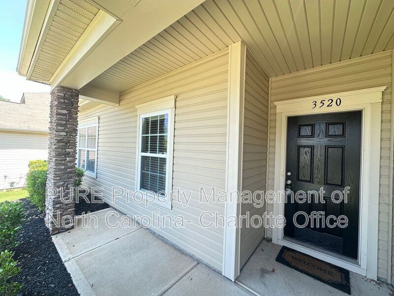 3520 Larkhaven Ave Sw - Photo 4 of 43