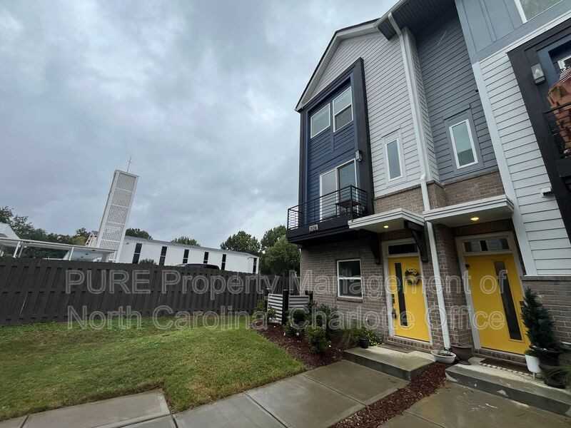 2128 Electric Ln - Photo 7 of 30