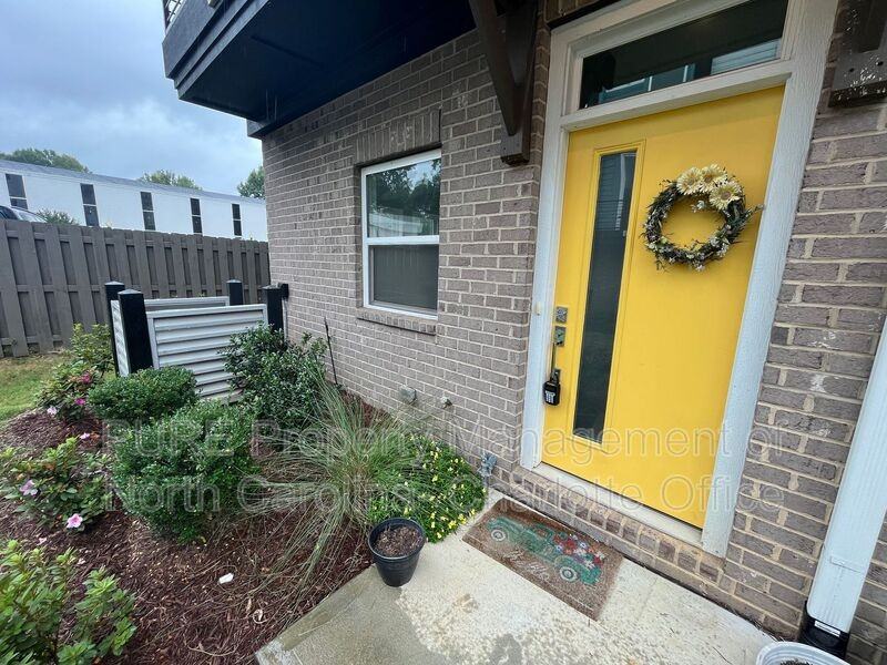 2128 Electric Ln - Photo 7 of 29