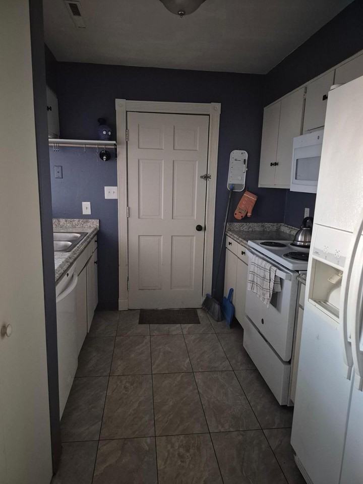 1625 N Murray Blvd #230 - Photo 6 of 13