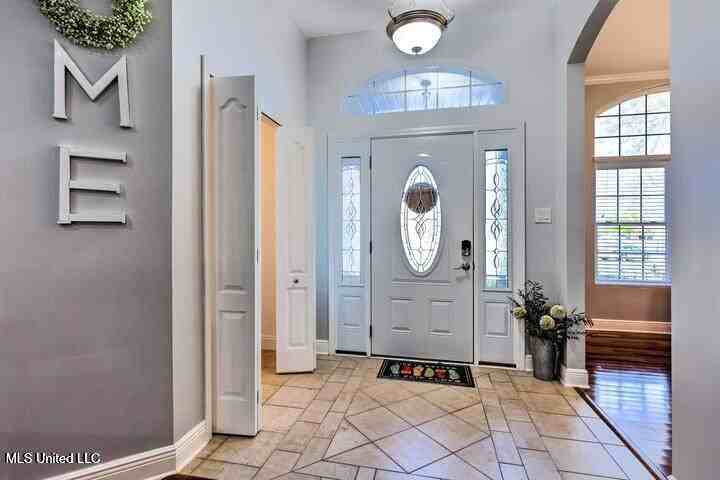 6904 Southwind Dr - Photo 4 of 30