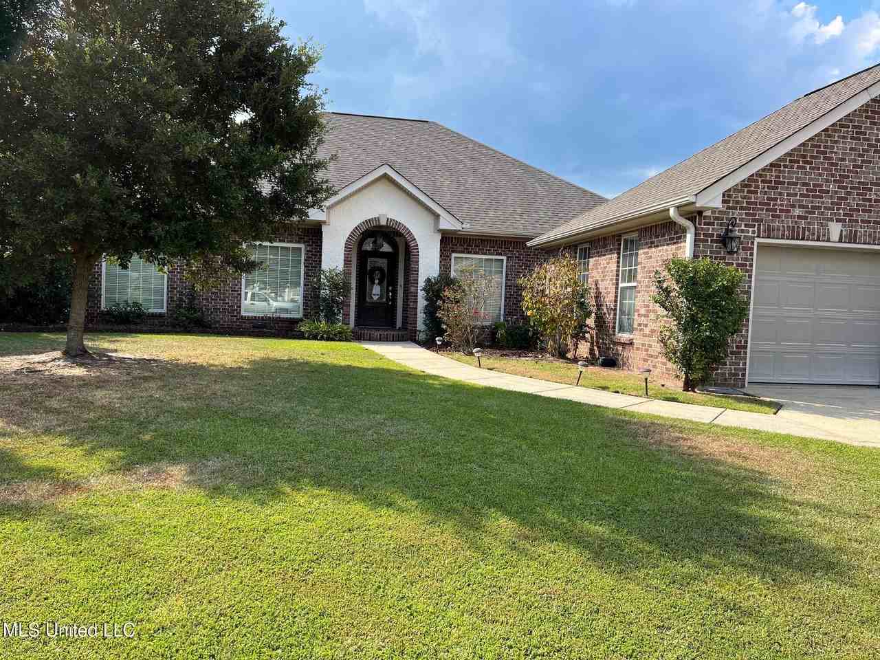 11645 Stanton Cir - Photo 2 of 27