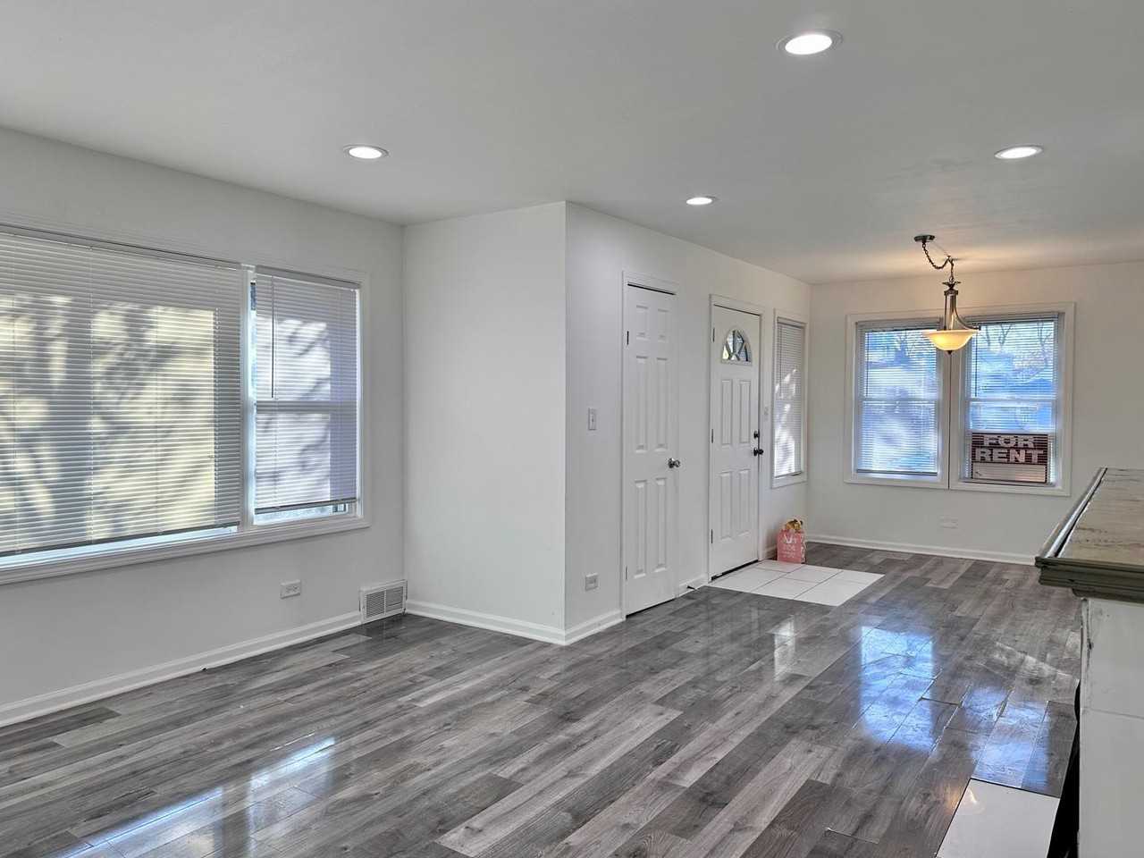 1125 Wadsworth Ave #A - Photo 3 of 13