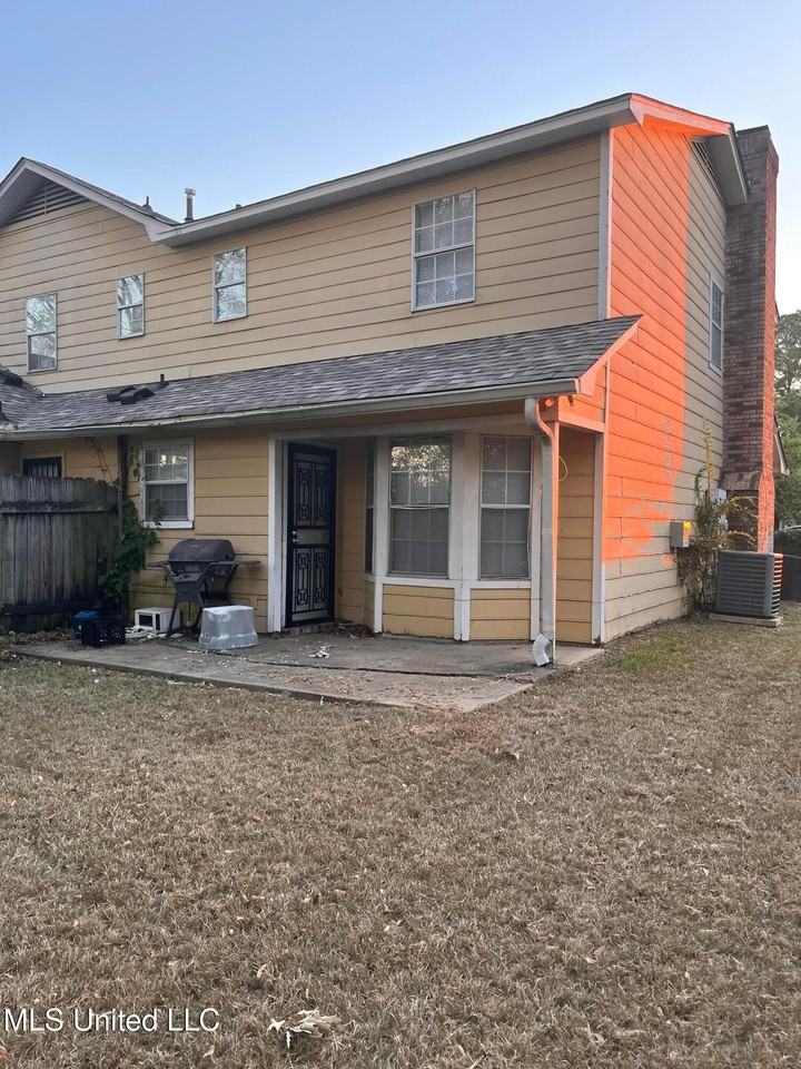 1301 Jamestown Way - Photo 7 of 21