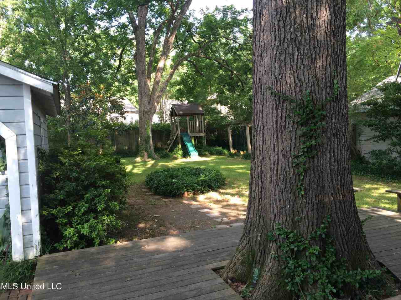 4056 Redwing Ave - Photo 7 of 18