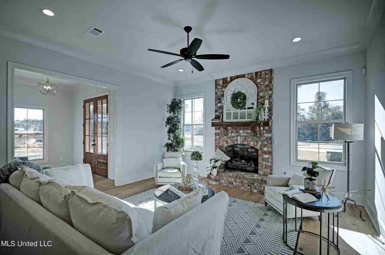 120 Freedom Ring Dr - Photo 6 of 27