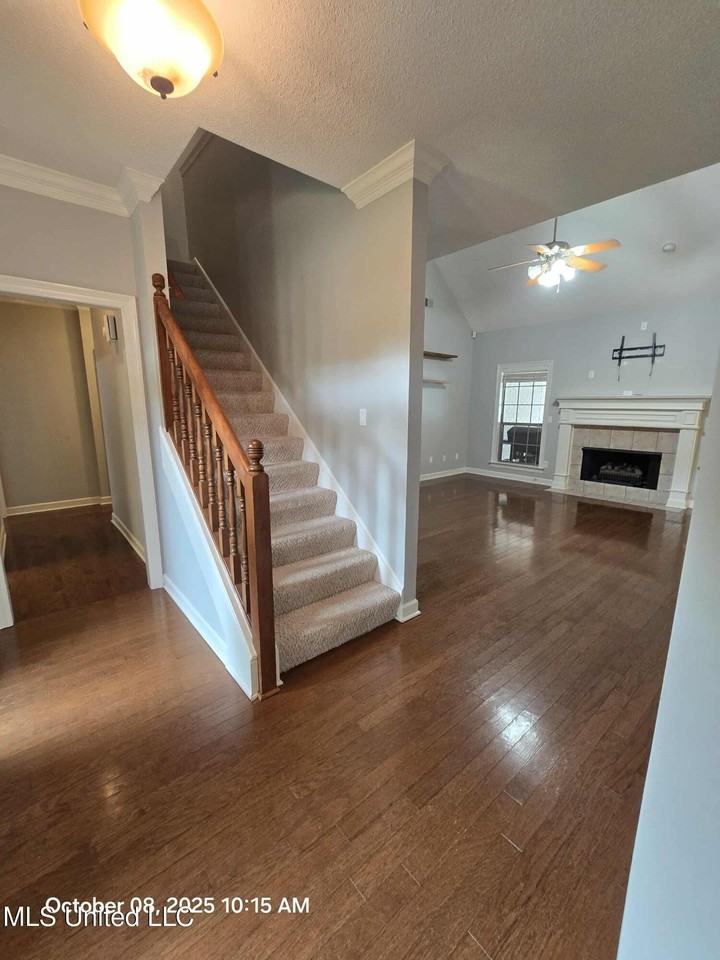 3583 College Blf - Photo 5 of 26