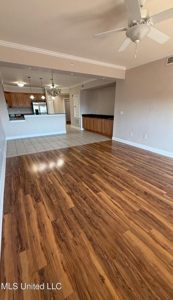 623 Camellia Pointe Blvd - Photo 7 of 18