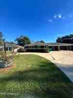 featured image of 471 Glen Valley Way