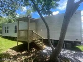 featured image of 12465 Canal Rd