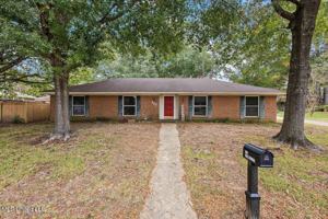 featured image of 157 Fern Valley Rd