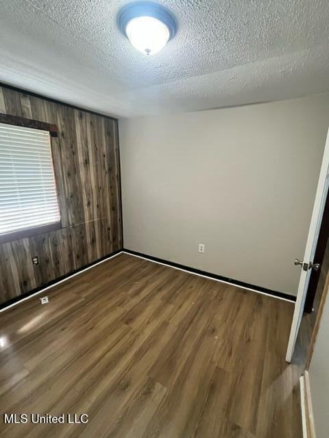 416 N Seventh St - Photo 5 of 13