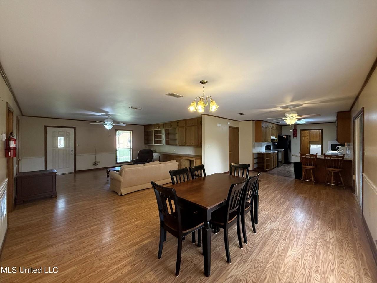 1061a 1016a - Photo 4 of 27