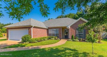 featured image of 123 Creekside Dr