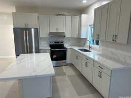 featured image of 1017 Maluna St #4