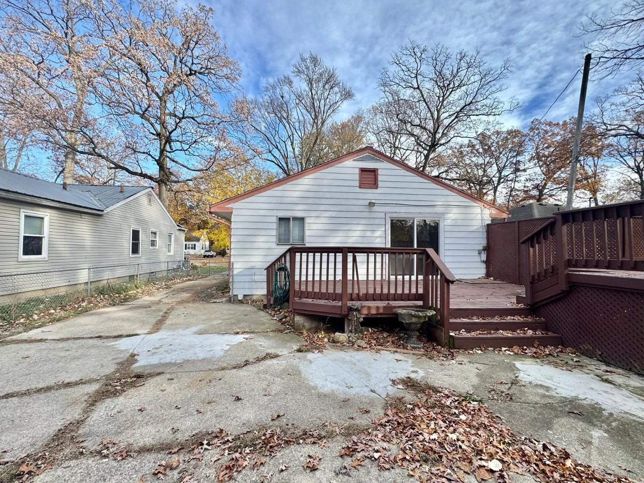 4643 Rambo Ln - Photo 4 of 50