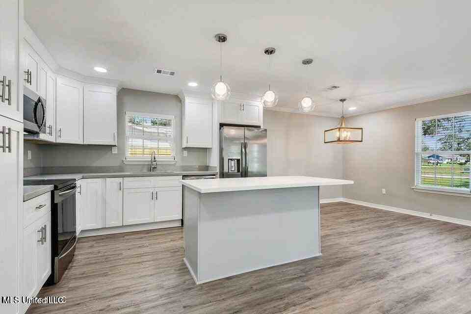 7 Villa Cove Dr - Photo 3 of 20