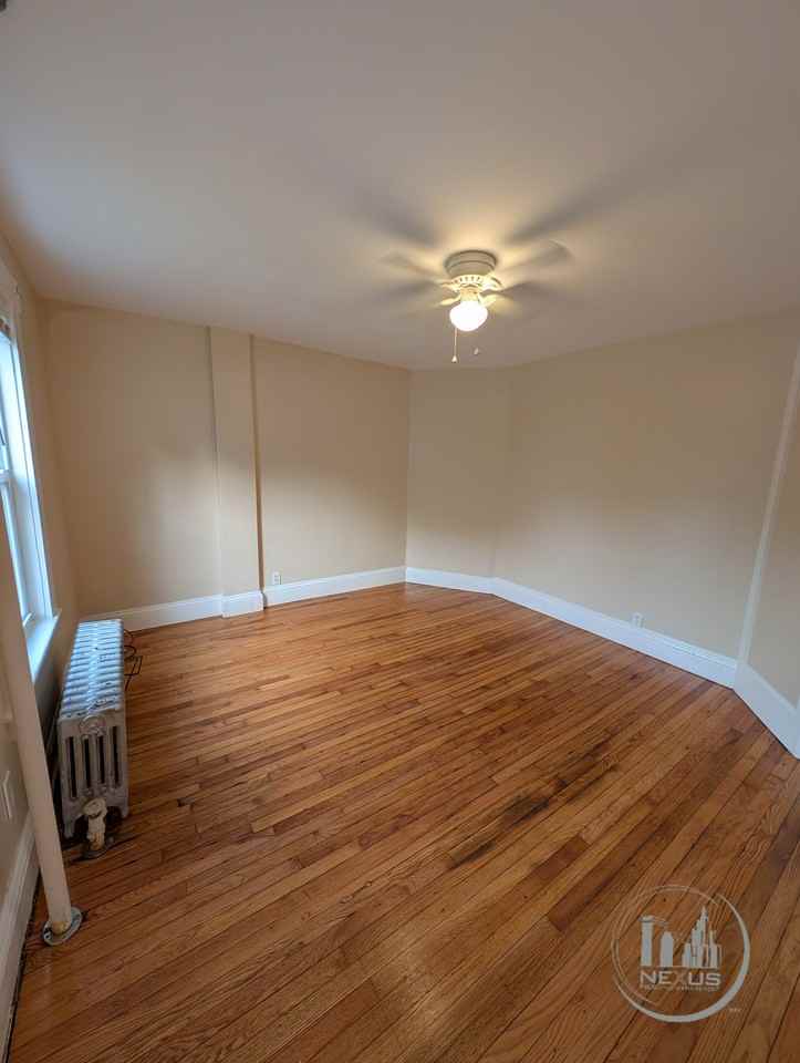 4 Nichols St - Photo 2 of 17