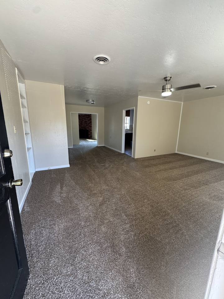 11 Atlee Street - Photo 2 of 18