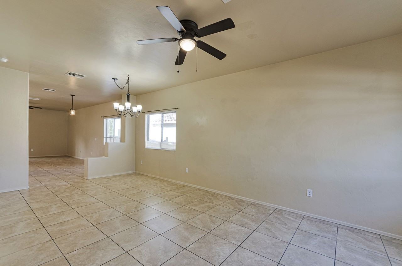 8321 North Rocky View Lane - Photo 3 of 22