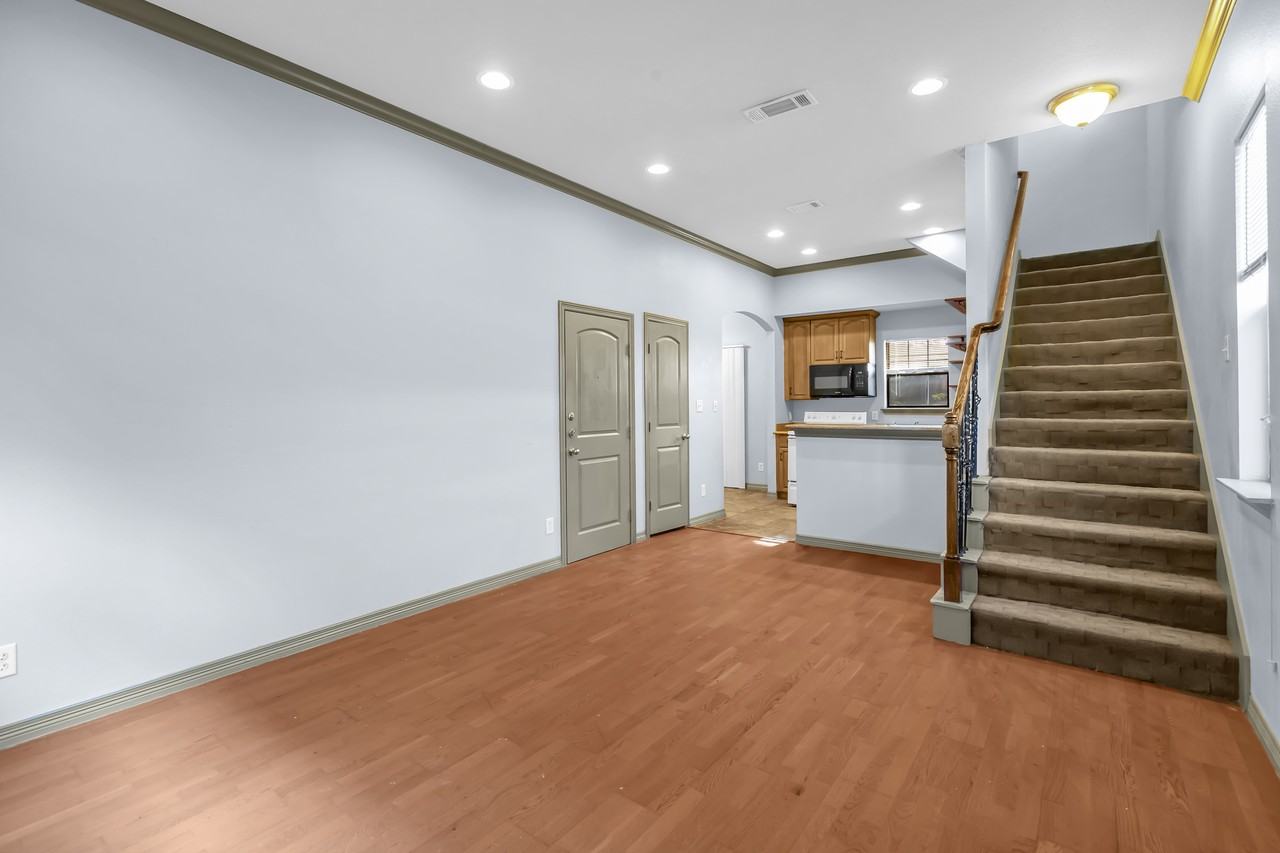 5316 Reiger Ave #G - Photo 4 of 25