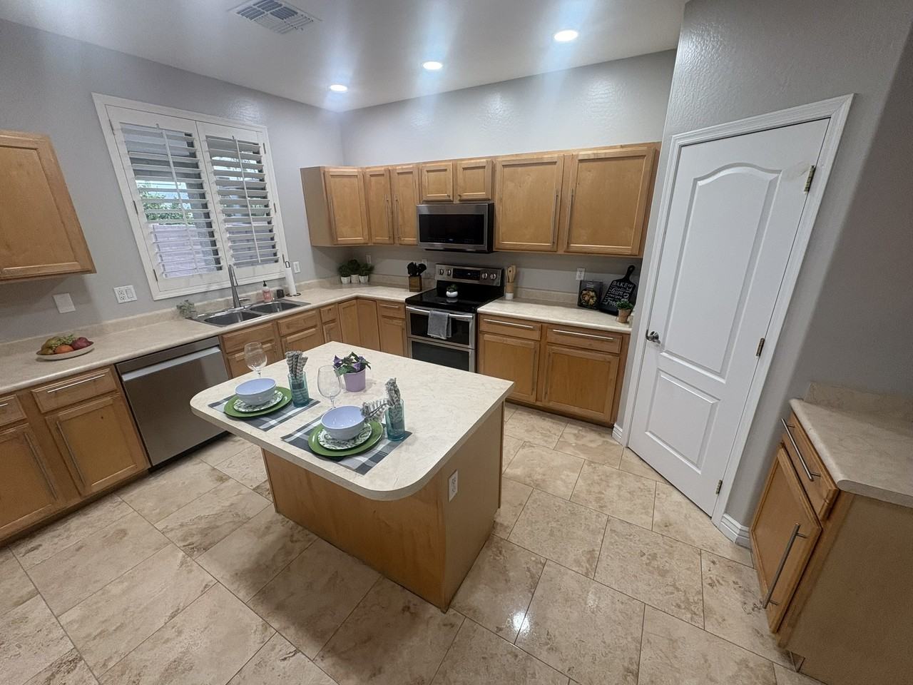 17633 N 41st St - Photo 5 of 24