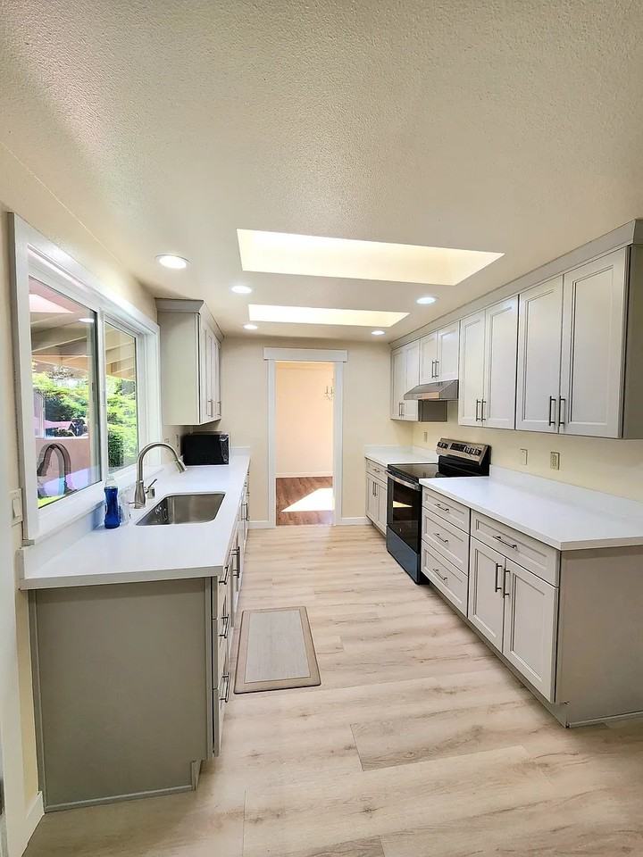 2230 137th Pl Se - Photo 3 of 21