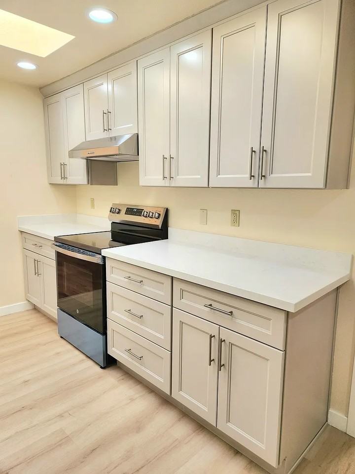 2230 137th Pl Se - Photo 4 of 21