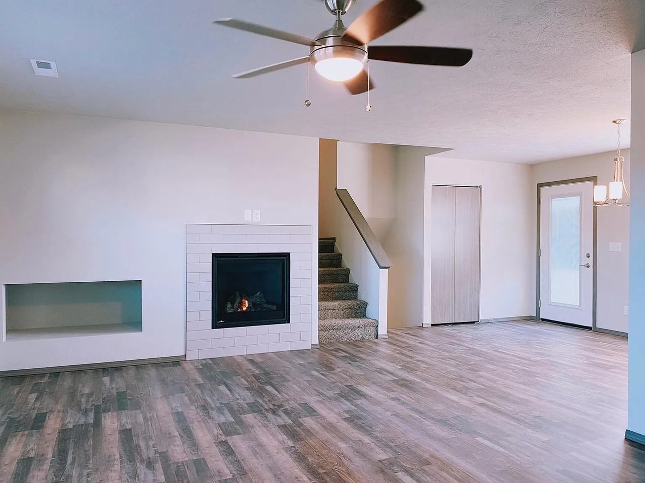 2818 S Marcus Ln - Photo 6 of 27