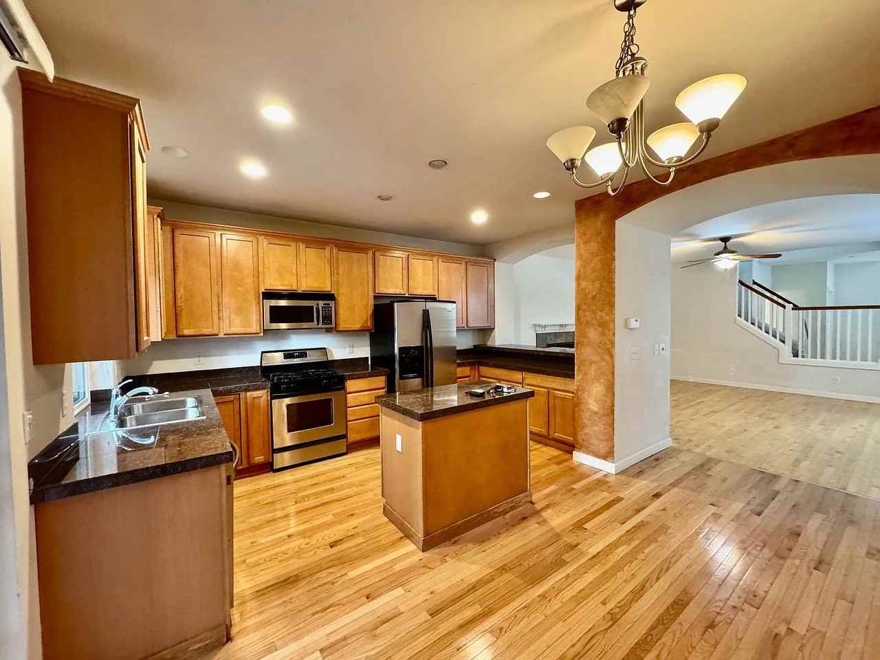 2107 240th Ave Se - Photo 2 of 21