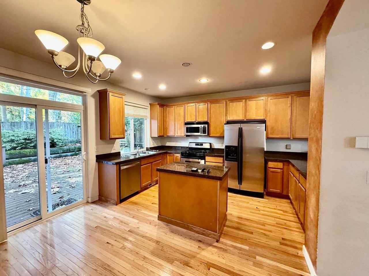 2107 240th Ave Se - Photo 3 of 21