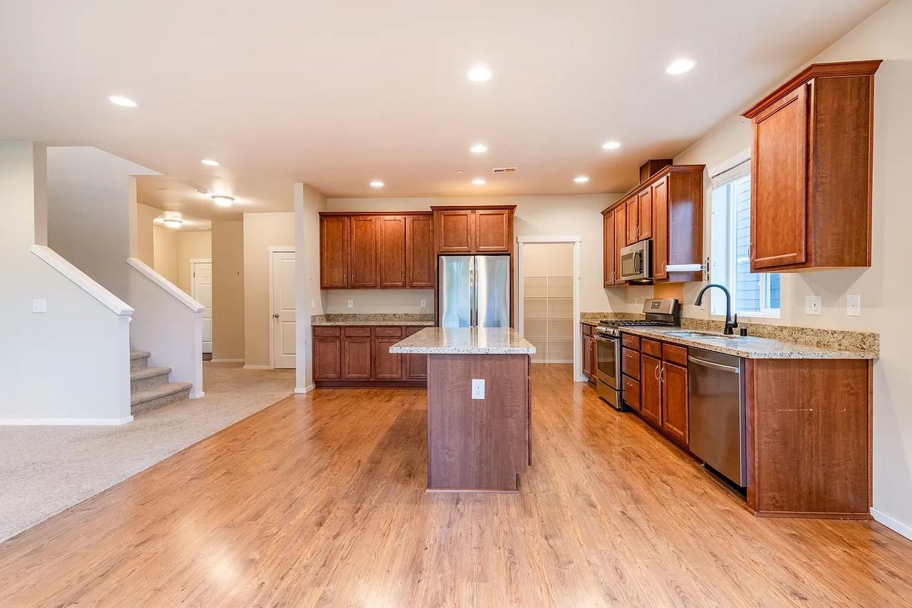 2017 148th Pl Sw - Photo 7 of 36