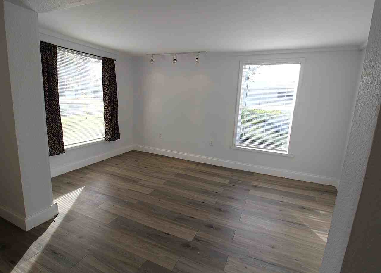 2345 Floyd St - Photo 6 of 16