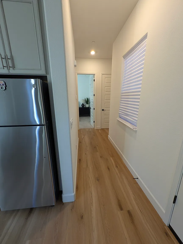 4667 Valley Terrace Cir - Photo 4 of 8