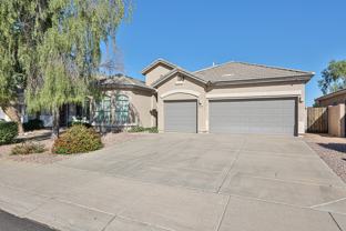 10320 W Cashman Dr - Photo 1 of 1