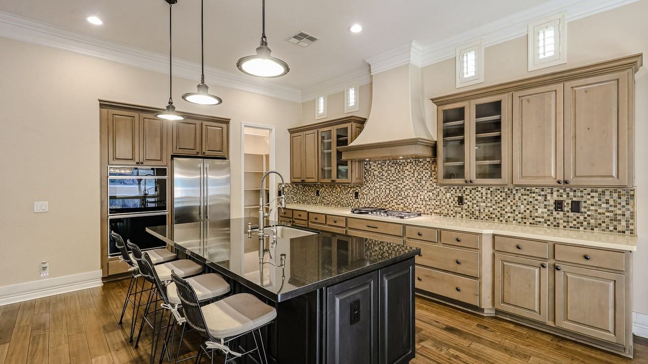 28806 North 67th Drive - Photo 7 of 47