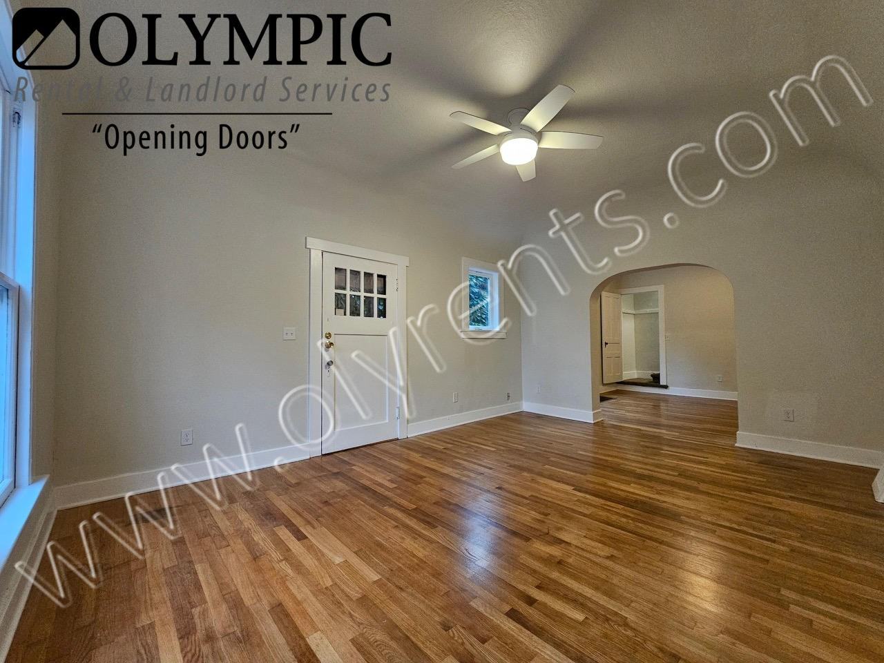 1611 Capitol Way S - Photo 3 of 13